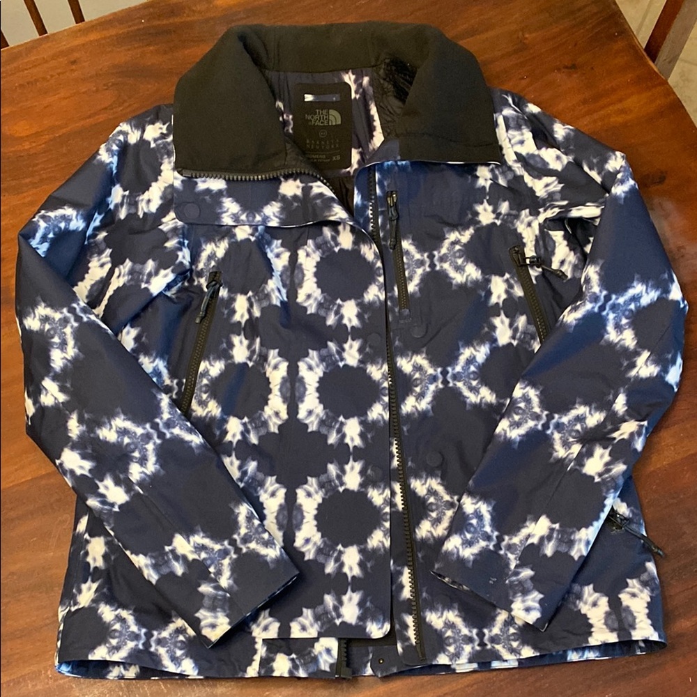 The North Face Blue and White Patterned Jacket
